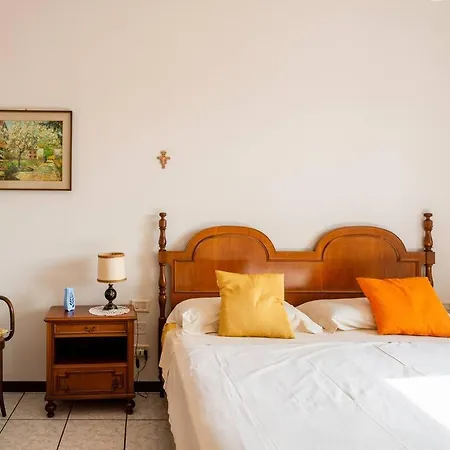Casa De Rocco No Check In After 19 00 Apartment